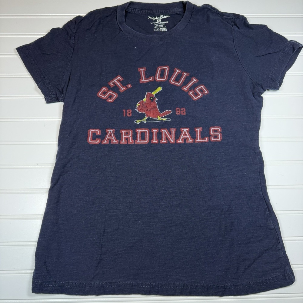 St. Louis Cardinals Wright + Ditson T-Shirt Women's XL Snug Fit Retro Logo‎ GUC